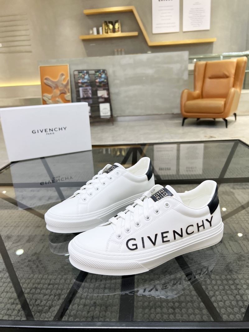 Givenchy Sneakers